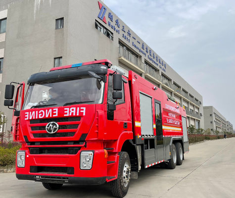IVECO 6x4 Foam Fire Truck Engine 1000L Capacity For Fire Fighting