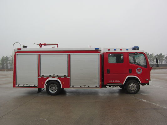 ISUZU Foam Fire Truck ISO9001 Certification For Complex Terrain Roads